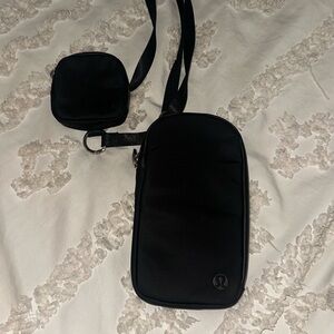 Lululemon cross body little pouch bag